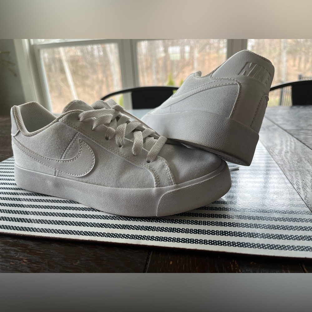Canvas Nike sneakers
